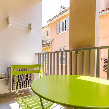 - Magnifique Cigale Au Pied Du Port-vieux Apartment La Ciotat