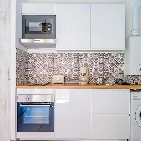 - Magnifique Cigale Au Pied Du Port-vieux Apartment